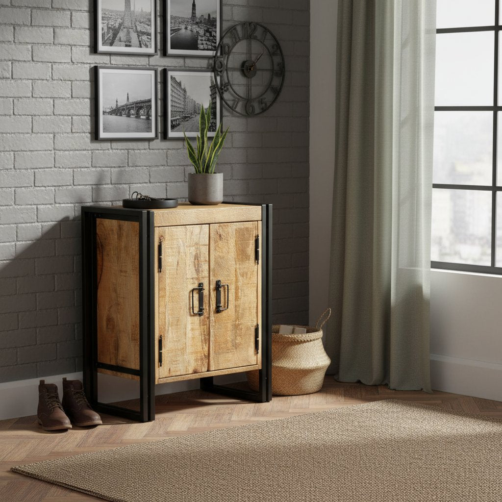 Armoire Industrielle en Bois de Manguier et Métal